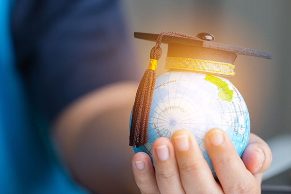 Etkili Bir Yumuşak Güç Unsuru: Eğitim Diplomasisi / Dr. Ercan Akar